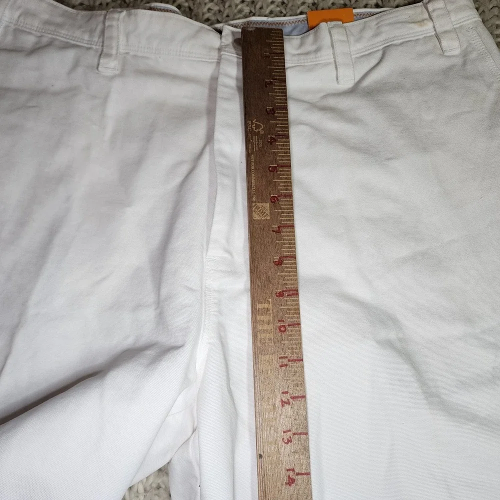 NWT Men's IZOD Utility Cargo Shorts 9